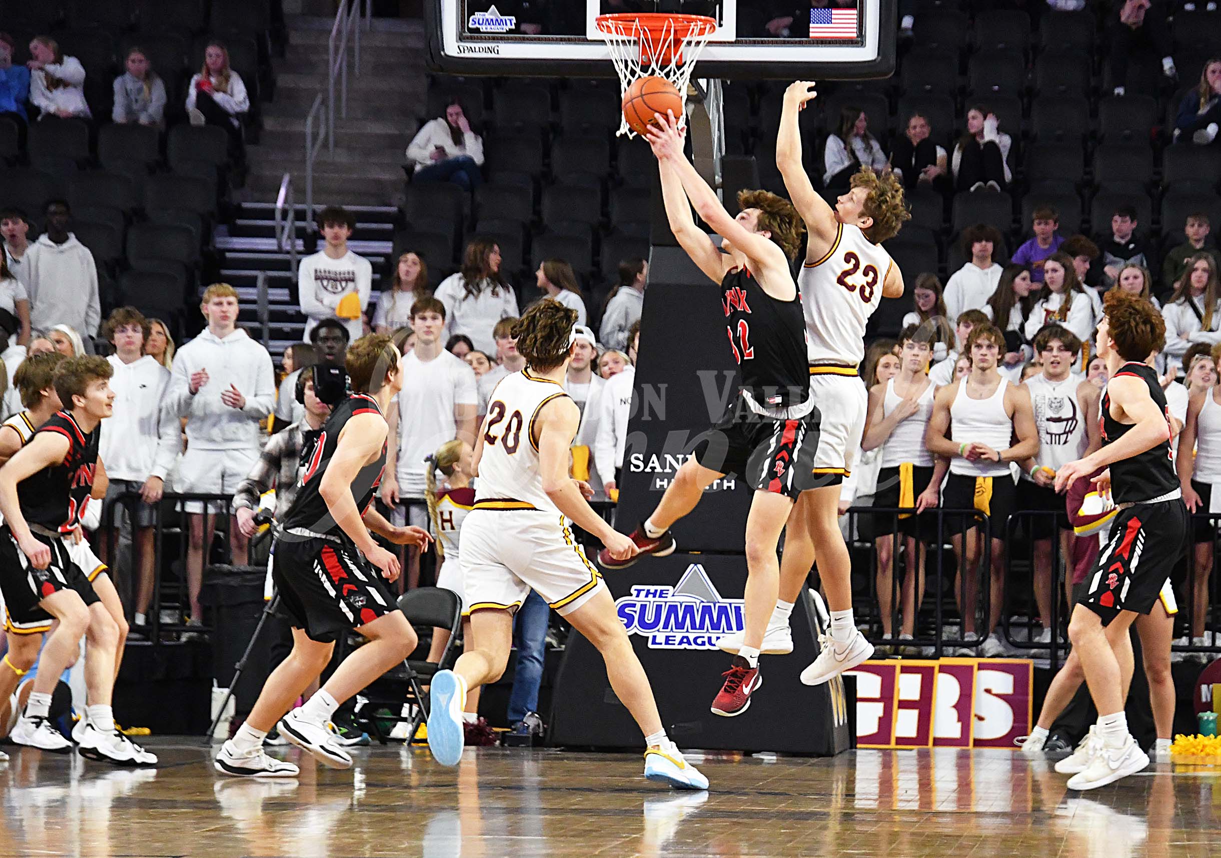 State Boys BB-Semifinals vs Harrisburg A | Brandon Valley Journal