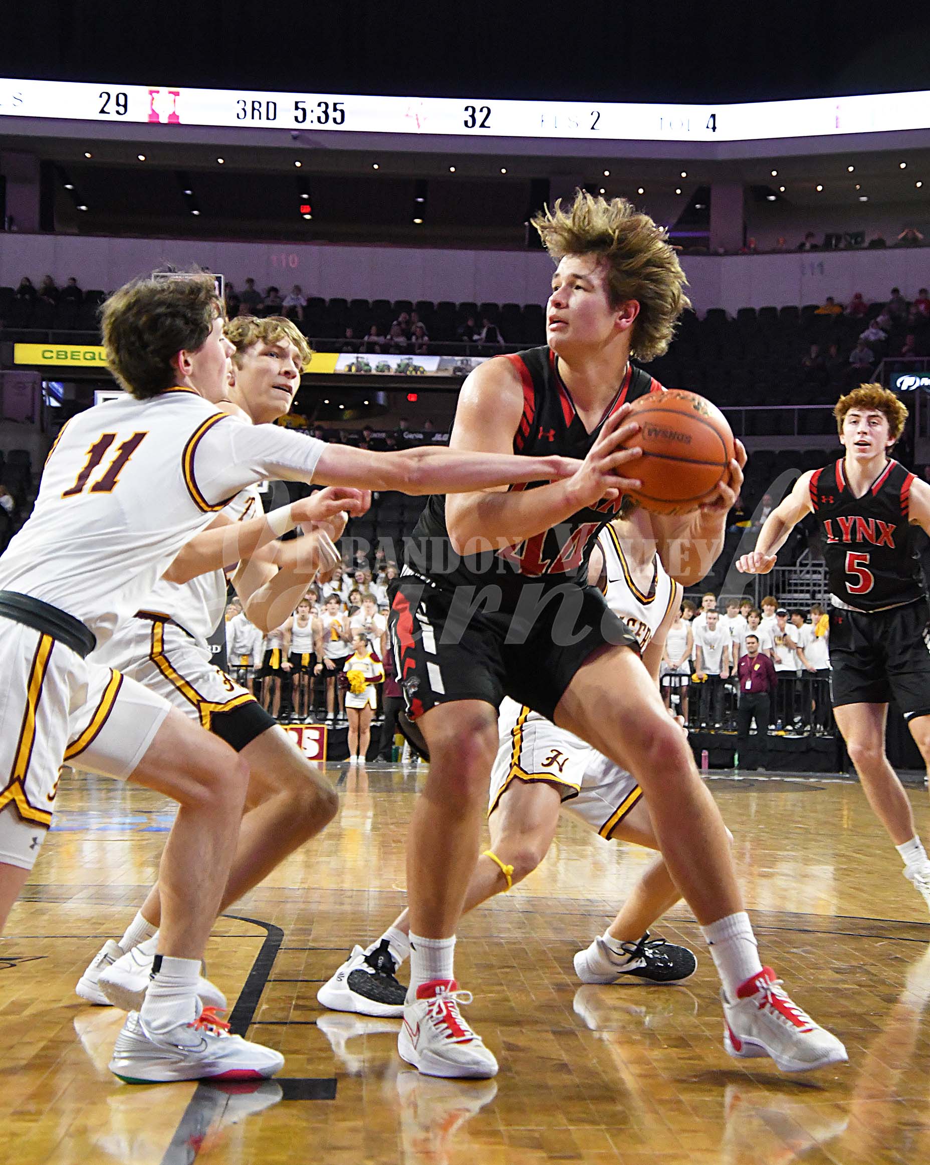 State Boys BB-Semifinals vs Harrisburg A | Brandon Valley Journal