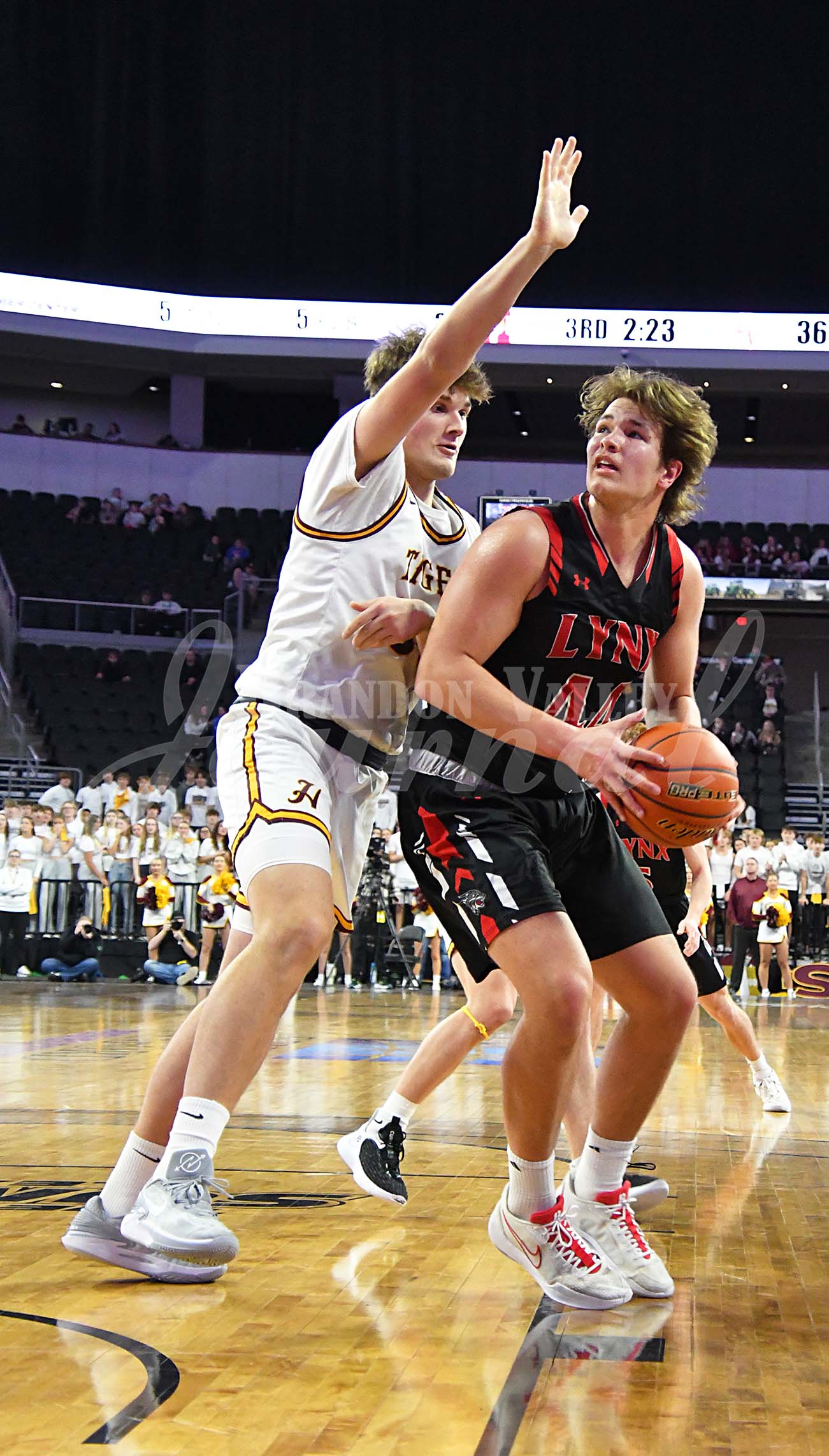 State Boys BB-Semifinals vs Harrisburg B | Brandon Valley Journal