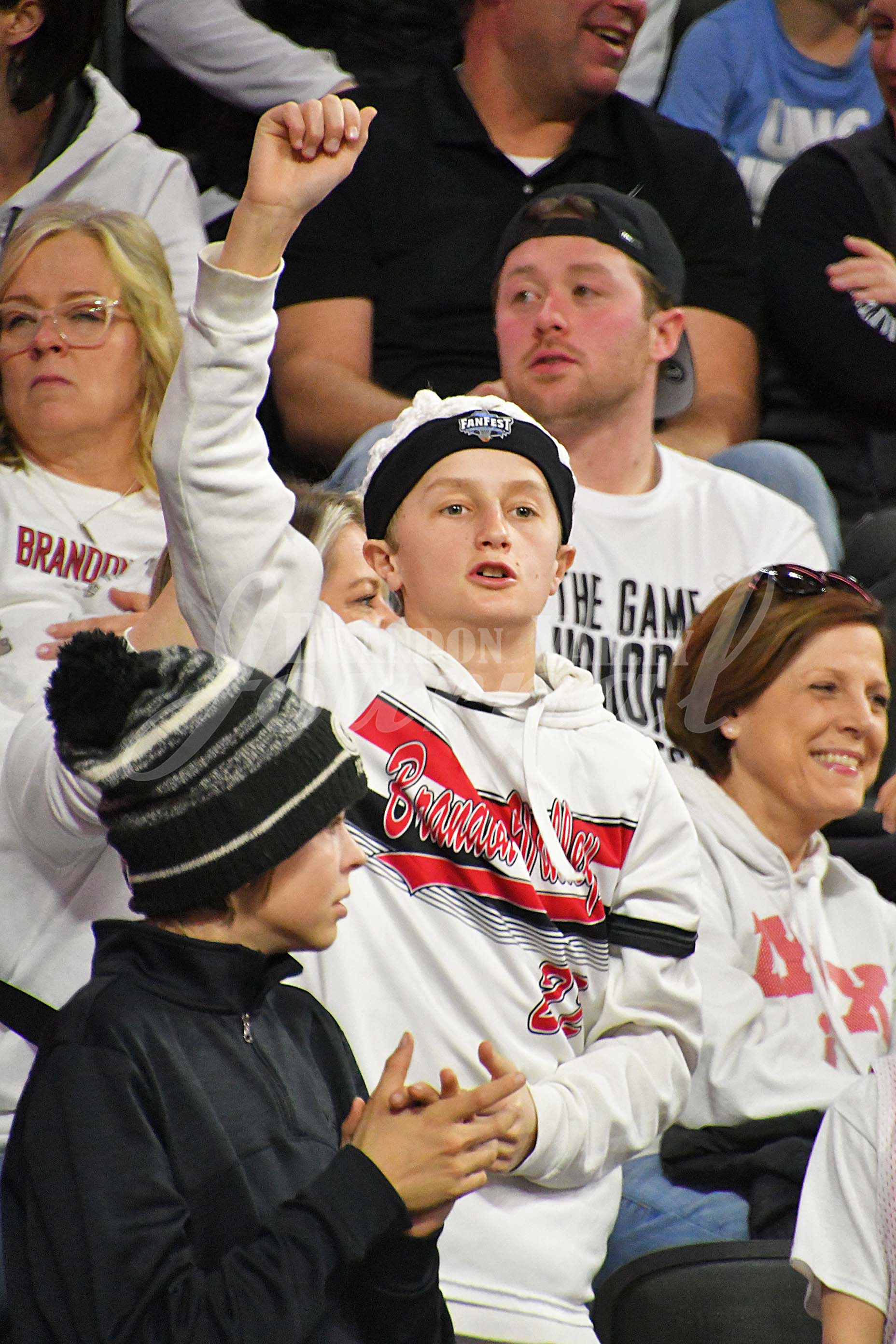 State Boys BB-Semifinals vs Harrisburg B | Brandon Valley Journal