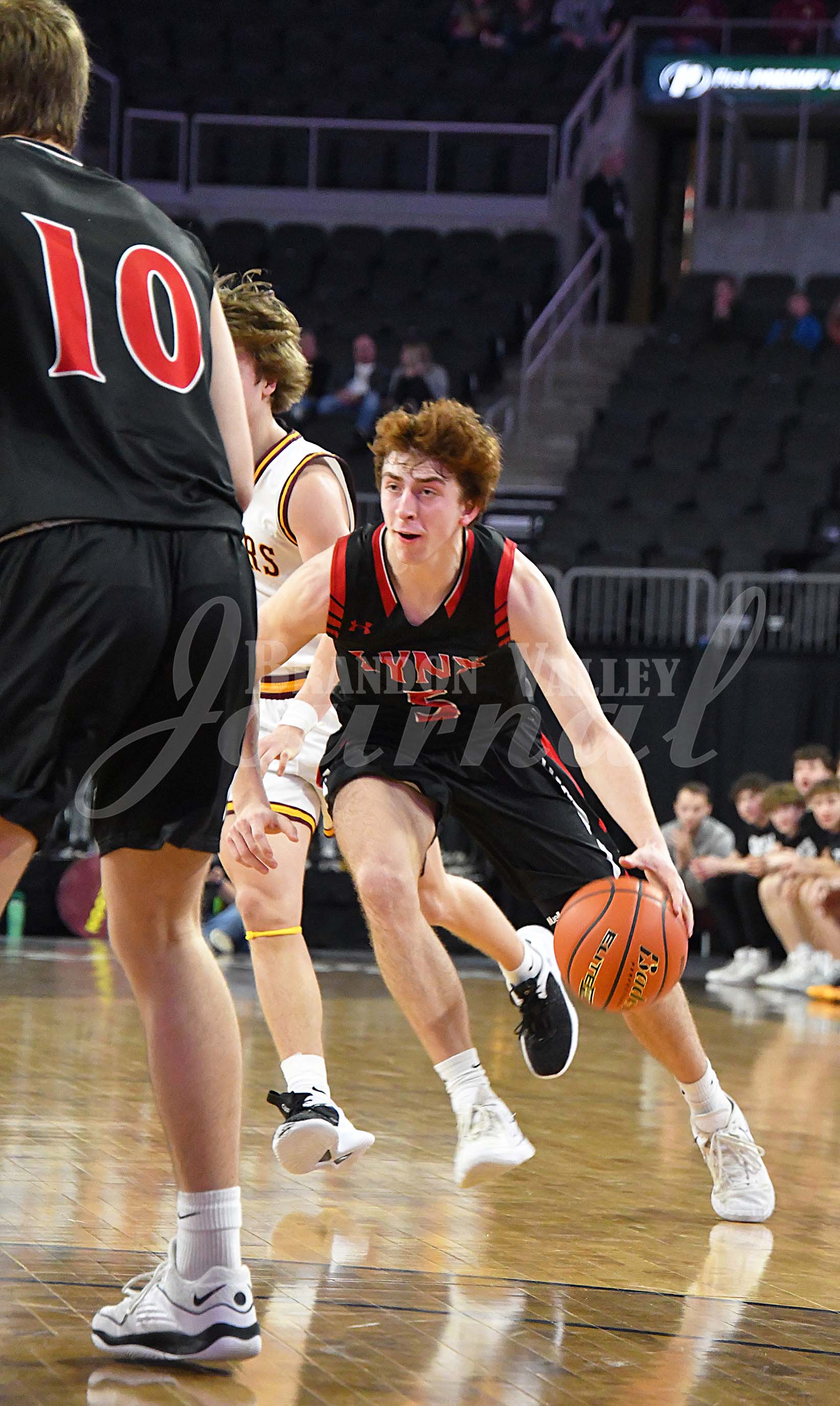 State Boys BB-Semifinals vs Harrisburg B | Brandon Valley Journal